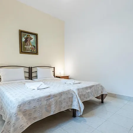 Vardakas Appartamento Pefkochori