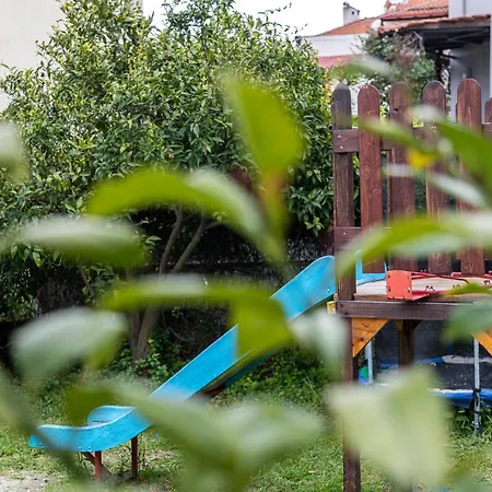 Apartament Vardakas *